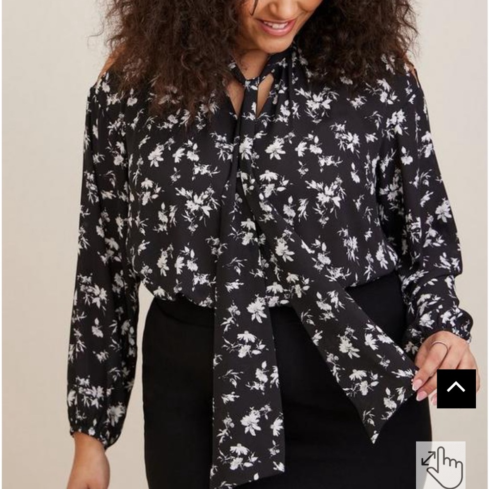 Torrid Georgette Tie Frost Cold ' Shoulder‎ Blouse Blouson Sleeves Size 2X